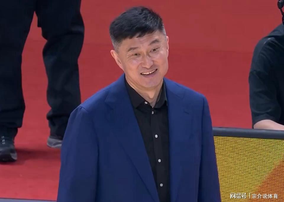 爱游戏体育app下载-虽败犹荣，广东队惨败北京，却收重大喜讯，杜锋不用下课了